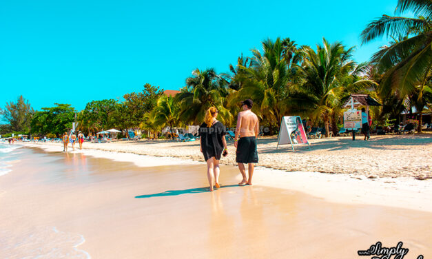9 Best FREE Beaches in Jamaica